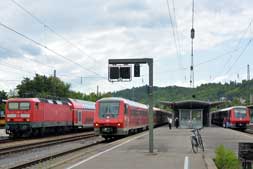 611 002, 611 047 und 143 802 in Tübingen