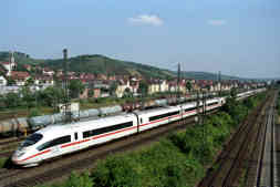 ICE 3 (Baureihe 403) in Stuttgart-Untertürkheim